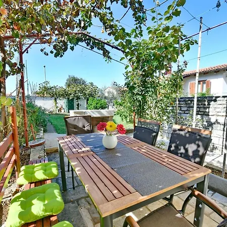 Nina Porec Exterior photo